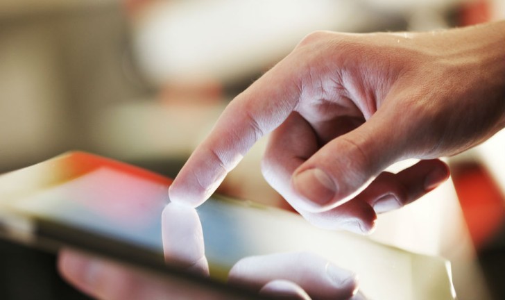 Tablet com Android ou iOS Tablet com Android ou iOS