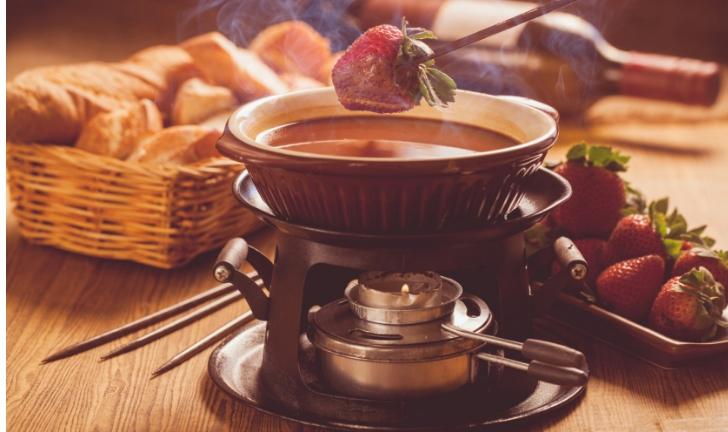 como fazer fondue de chocolate como fazer fondue de chocolate