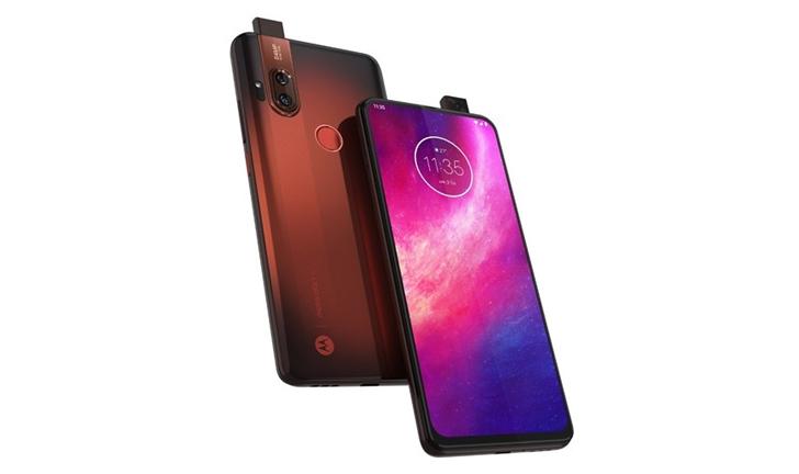 Motorola One Hyper Motorola One Hyper