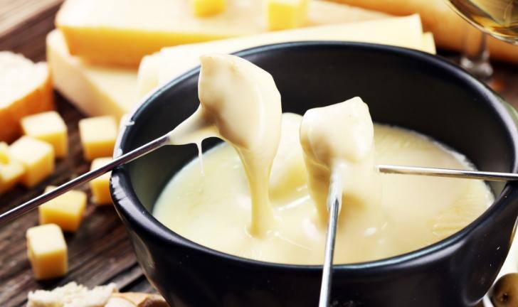 Como fazer fondue de queijo?