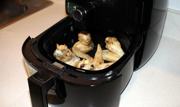 Como limpar a airfryer?