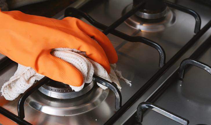 Como limpar fogão de inox?