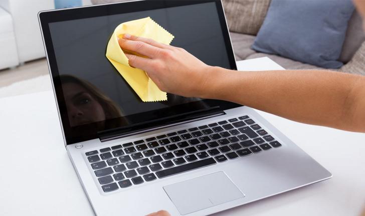 Como limpar notebook, mouse e teclado para evitar contágio por coronavírus