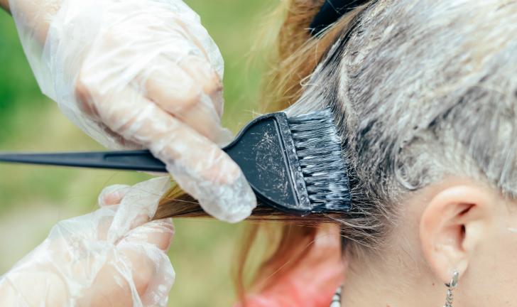Como matizar o cabelo com tinta?