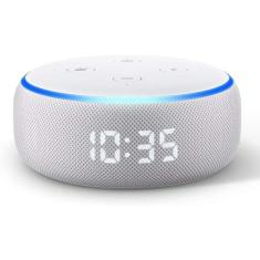 Echo Dot com relógio ou sem? Veja o que muda na caixa com Alexa