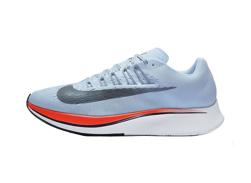 nike zoom fly cinza