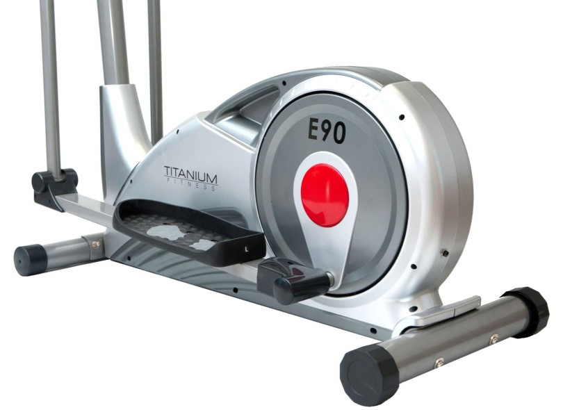 Transport Elíptico Titanium Fitness Magnético E90