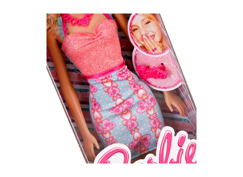 Boneca Barbie Fashion and Beauty X9584 com Anel Mattel