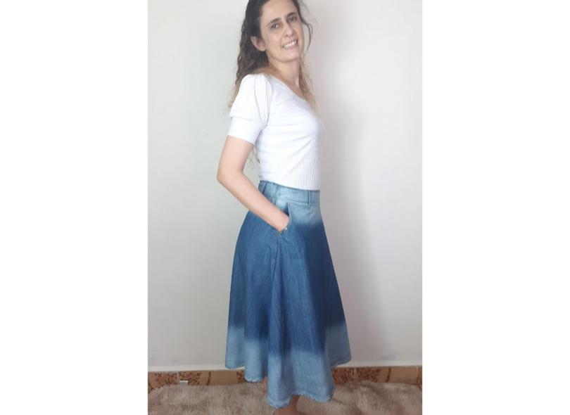 Saia midi hot sale rodada jeans