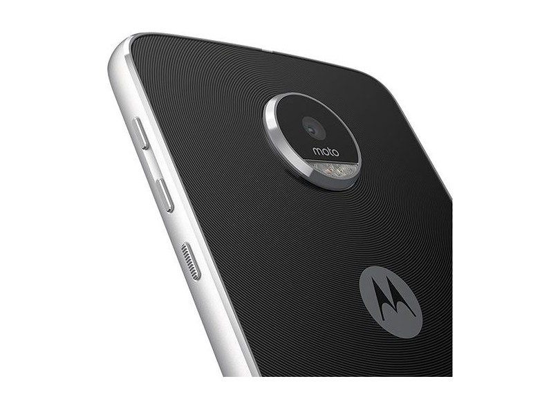 Smartphone Motorola Moto Z Z Play 32GB XT1635-02 16,0 MP 2 Chips Android 6.0 (Marshmallow) 3G 4G Wi-Fi