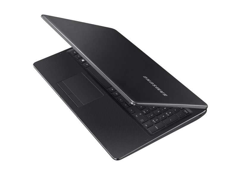 Notebook Samsung Essentials E Intel Core i3 6006U 4 GB de RAM 240.0 GB 15.6 " Windows 10 E34