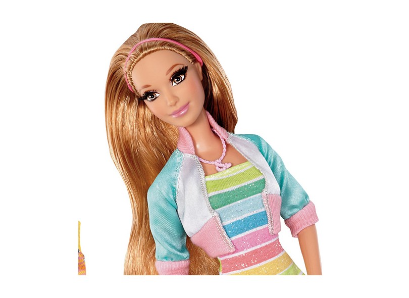 Boneca Barbie Dreamhouse Summer Mattel