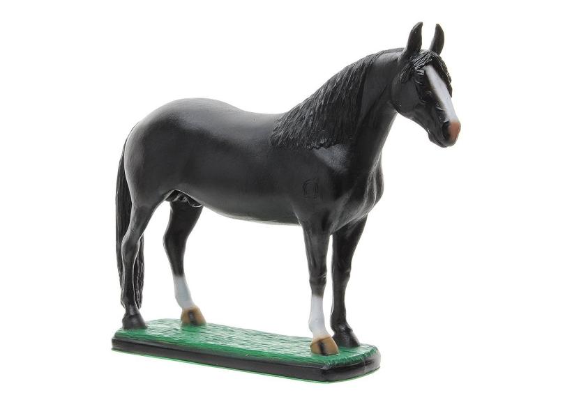 ESCULTURA EM MÁRMORE MACIÇO DE CABEÇA DE CAVALO - HTAG EXCLUSIVE SHOP - New  & Second Hand