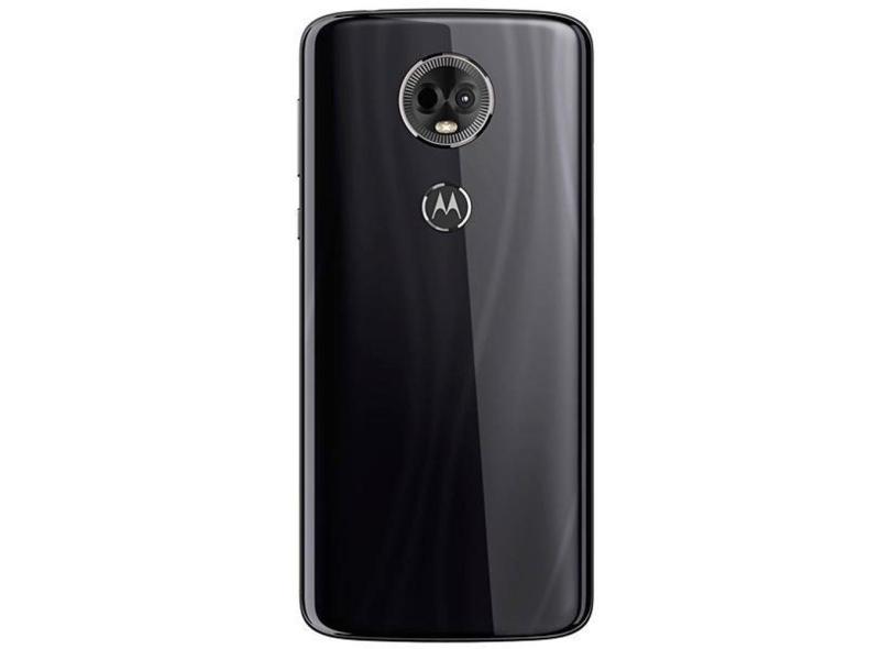 Smartphone Motorola Moto E E5 Plus XT1924-3 32GB 12 MP 2 Chips Android 8.0 (Oreo) 3G 4G Wi-Fi
