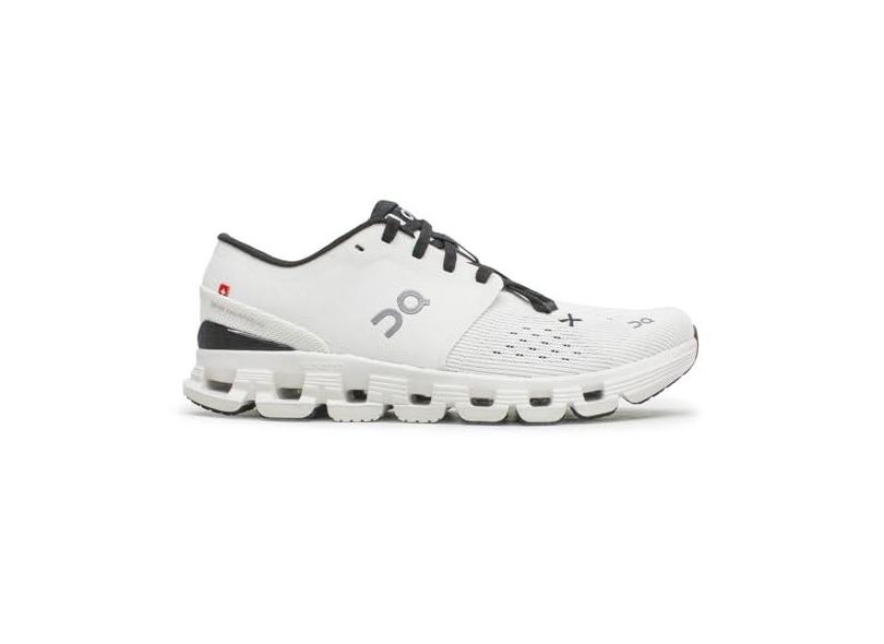 On Cloud X 4 feminino, Marfim/preto, 40