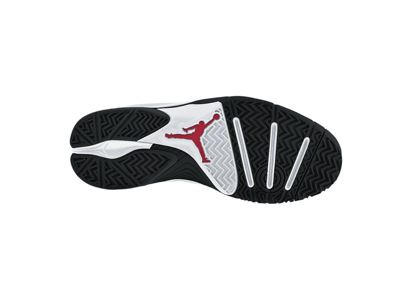 Tênis Nike Masculino Basquete Jordan Court Vision 00