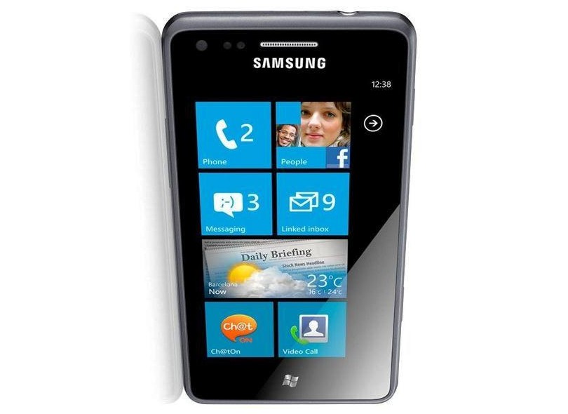 Smartphone Samsung Omnia M S7530 Câmera 5,0 Megapixels Desbloqueado 8 GB Windows Phone 7.5 3G Wi-Fi