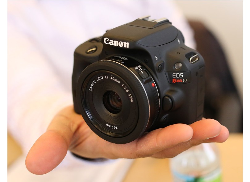 Câmera Digital Canon EOS 18 mpx Rebel SL1