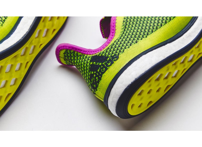 Tênis Adidas Masculino Futsal Primeknit 2.0 BOOST