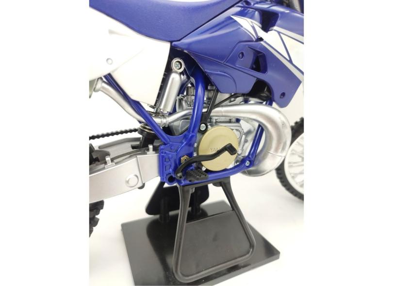 Moto de Ferro Trilha Miniatura Yamaha YZ 250 1:6 na Caixa New-Ray