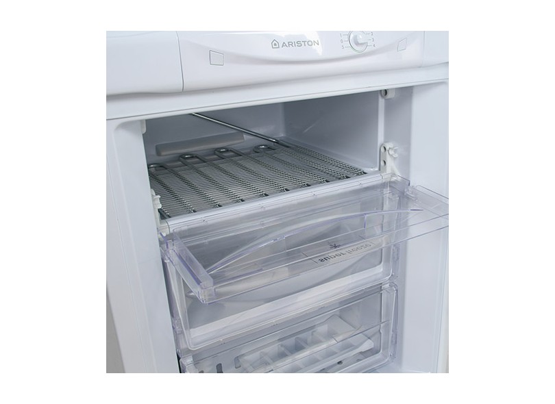 Geladeira Ariston Inverse 277 l BCB 311 T