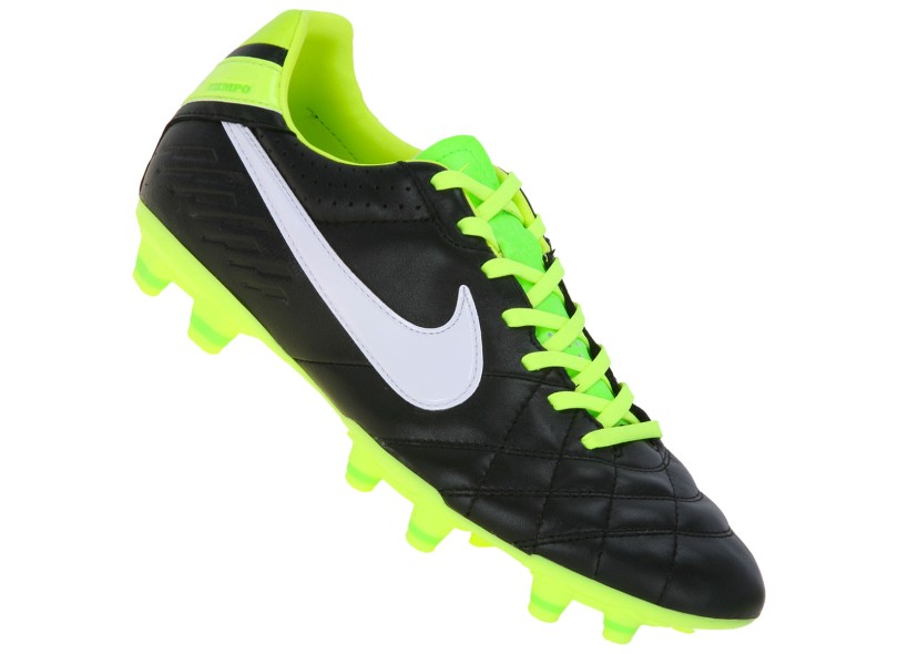 nike mercurial green football boots