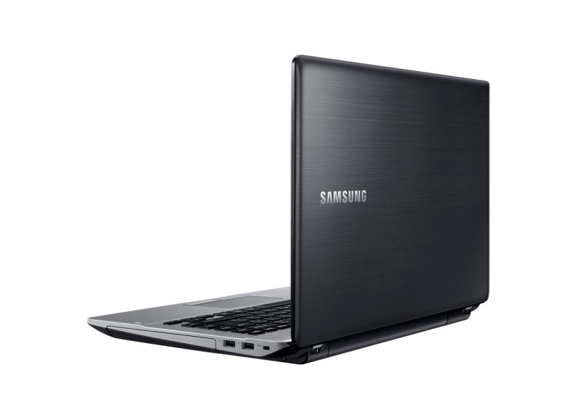 Notebook Samsung Essentials Intel Celeron 3215U 4 GB de RAM 500 GB 14 " Windows 10 Home E20