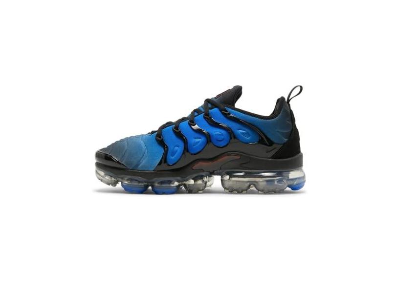 Nike Mens Air Vapormax Plus Knicks DO6679-001 Black/Bright Crimson