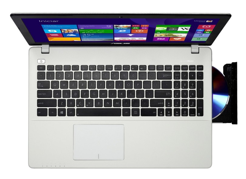 Notebook Asus Intel Core i3 3217U 4 GB de RAM 15.6 " Windows 8 X550CA