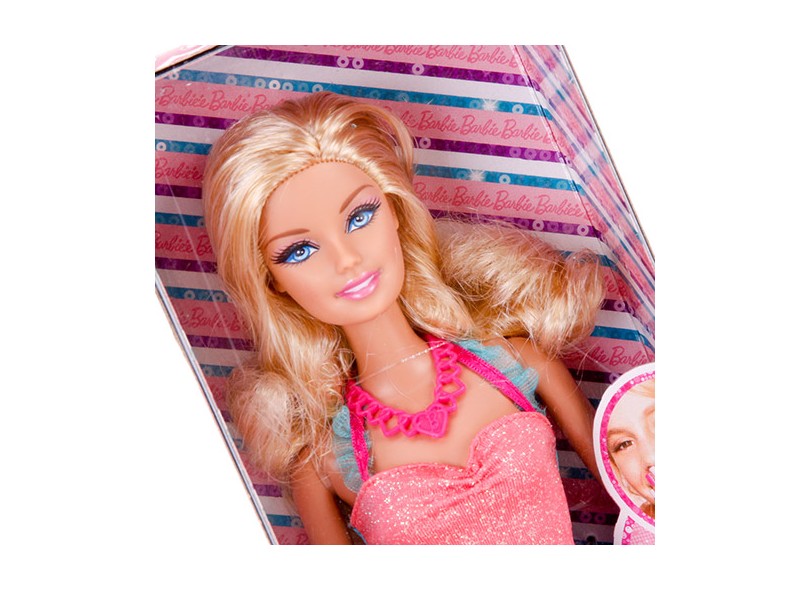 Boneca Barbie Fashion and Beauty X9584 com Anel Mattel