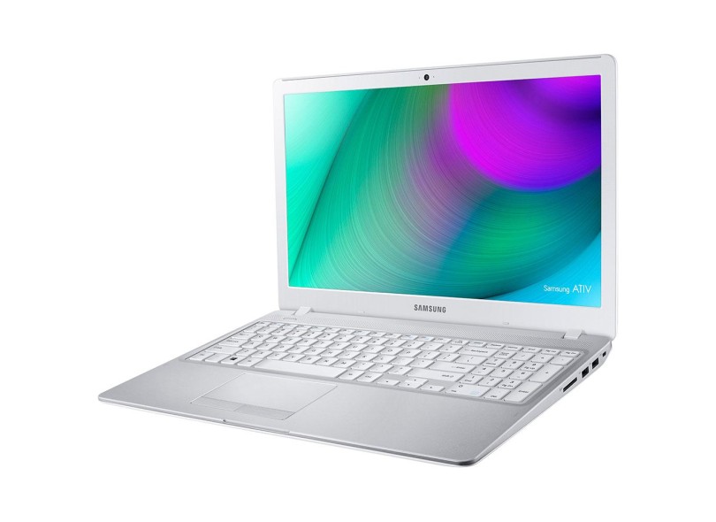 Notebook Samsung Expert Intel Core i7 5500U 8 GB de RAM HD 1 TB LED 15.6 " GeForce 940M Windows 10 X51