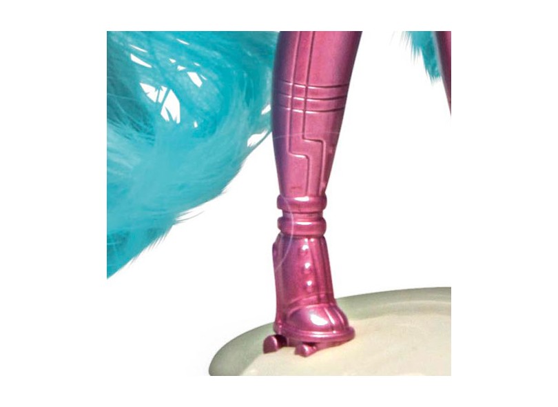 Boneca Novi Stars Mae Tallick DTC