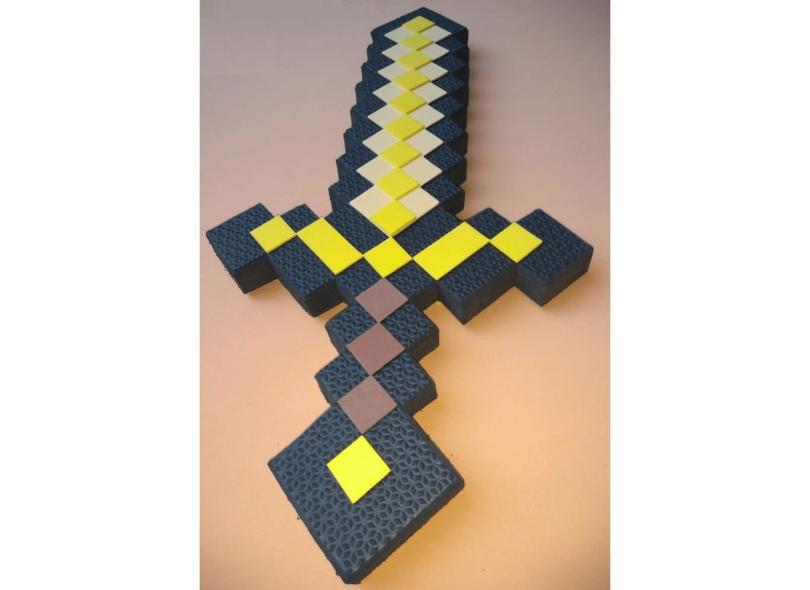 Espada de Brinquedo Eva Minecraft em Promoção na Americanas