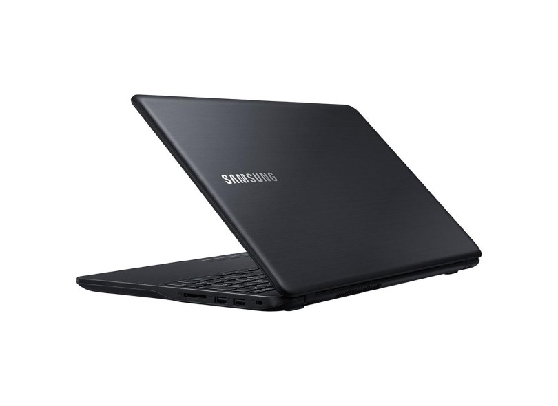 Notebook Samsung Expert Intel Core i7 7500U 8GB de RAM HD 1 TB 15,6" GeForce 940MX Windows 10 X51