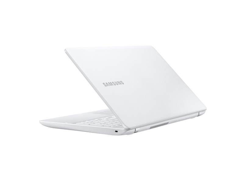 Ultrabook Samsung Essentials Intel Celeron 3215U 4 GB de RAM 500 GB 15.6 " Windows 10 Home E21