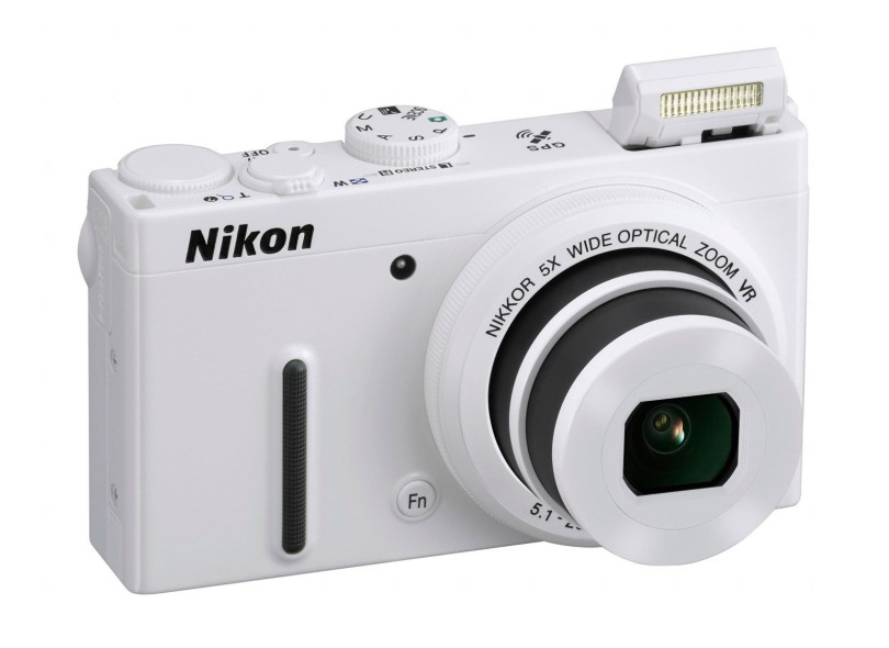 Câmera Digital Nikon Coolpix 12.2 MP Full HD Foto 3D P330