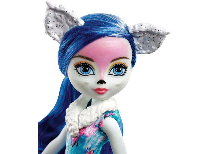 Boneca Ever After High Feitiço de inverno Foxanne Mattel com o