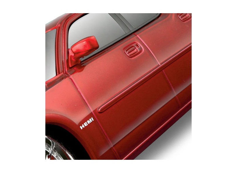 Carrinho de Controle Remoto Maisto Dodge Charger SRT8 2006 1:24