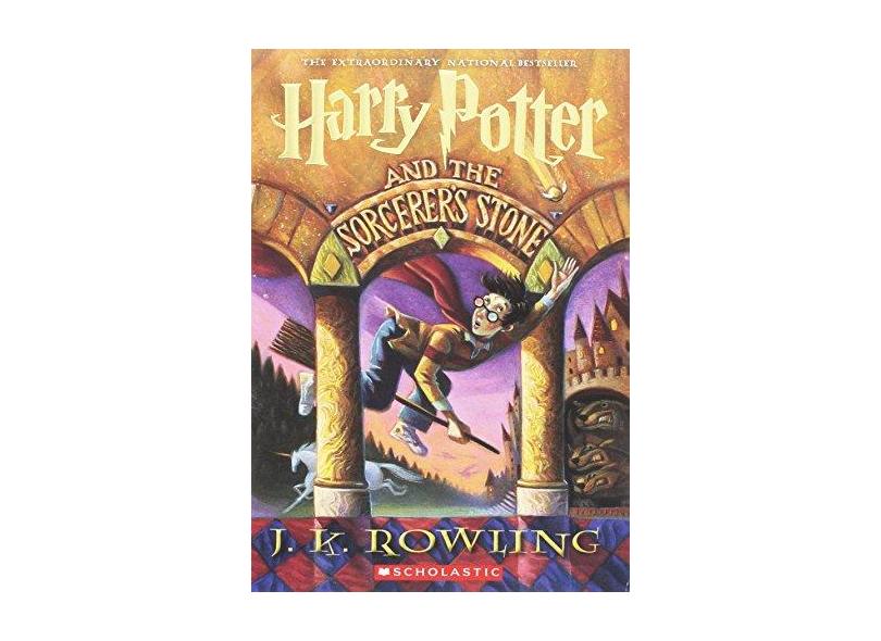 Harry Potter and the Sorcerer's Stone - Book 1 - J.K. Rowling - 9780590353427