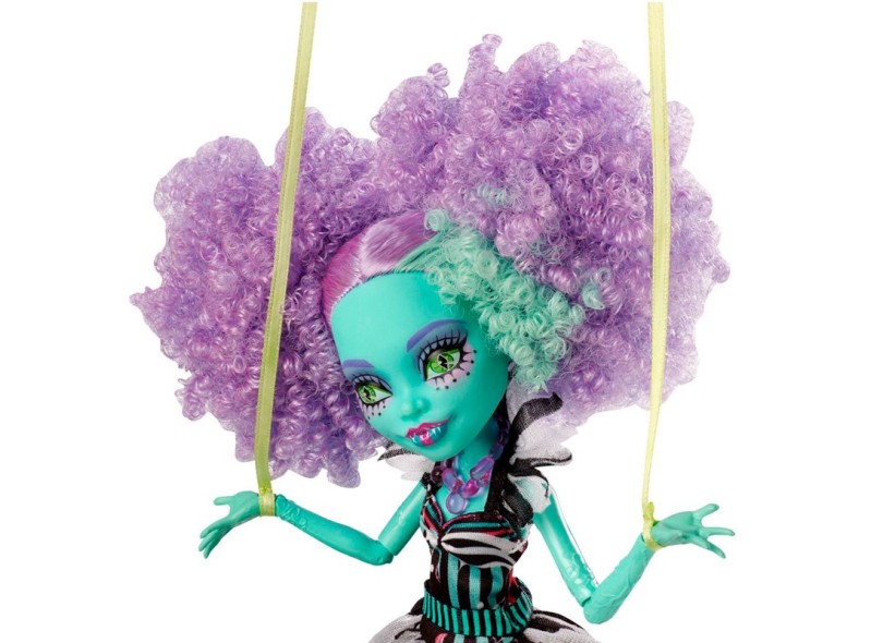 Boneca Monster High Honey Swamp Freak Du Chic Mattel