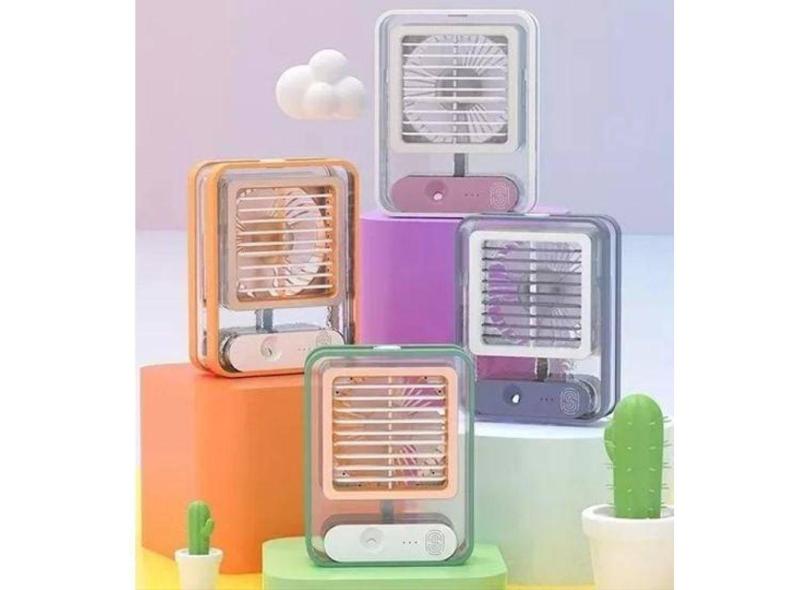 Ventilador de Mesa com Umidificador e Luz LED: Frescor