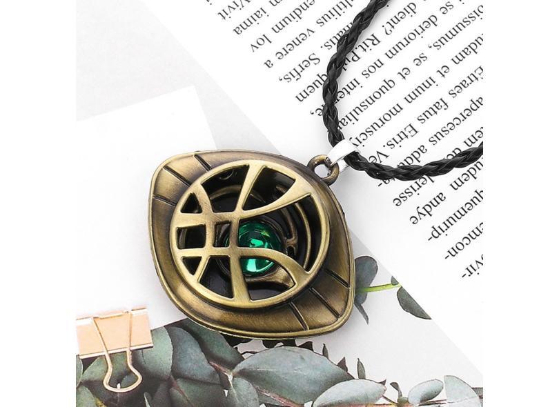 Colar Olho de Agamotto Doutor Estranho