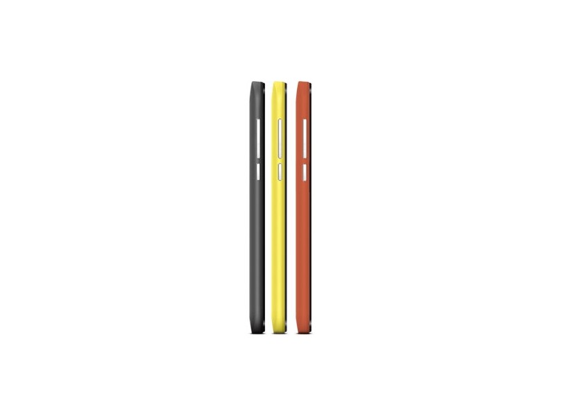 Smartphone Qbex QX A18 2 Chips 8GB Android 4.4 (Kit Kat) 3G Wi-Fi