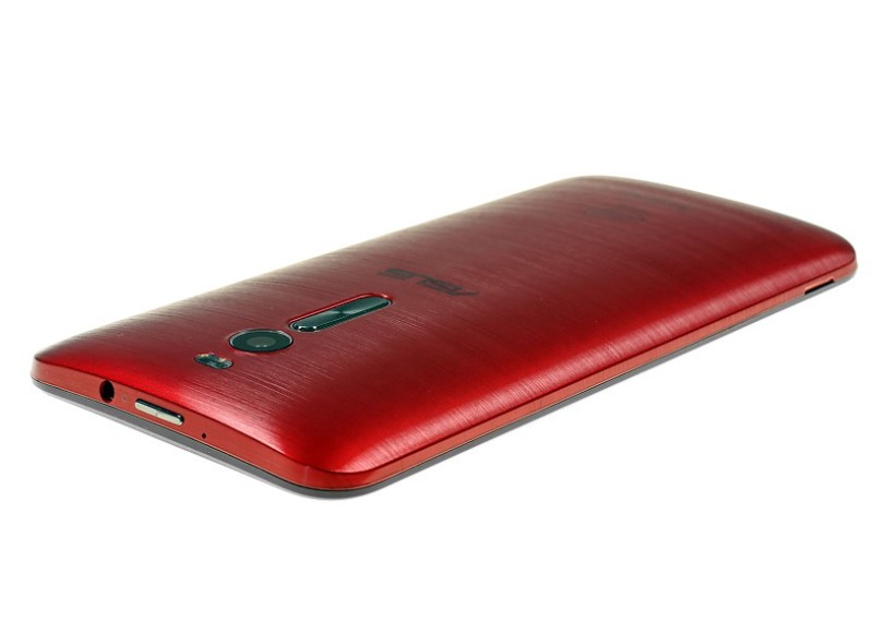 Smartphone Asus ZenFone 2 ZE551ML 2 Chips 16GB Android 5.0 (Lollipop)