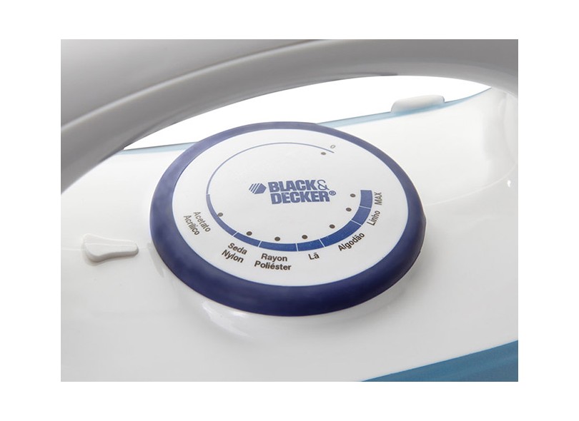 Ferro de Passar Roupas A Vapor A Seco Black&Decker AJ2032