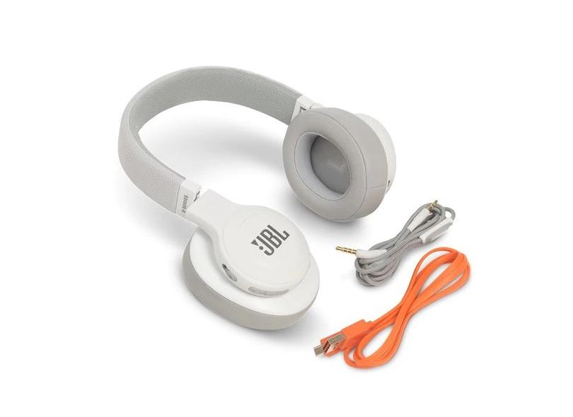 Headphone Wireless JBL E55BT