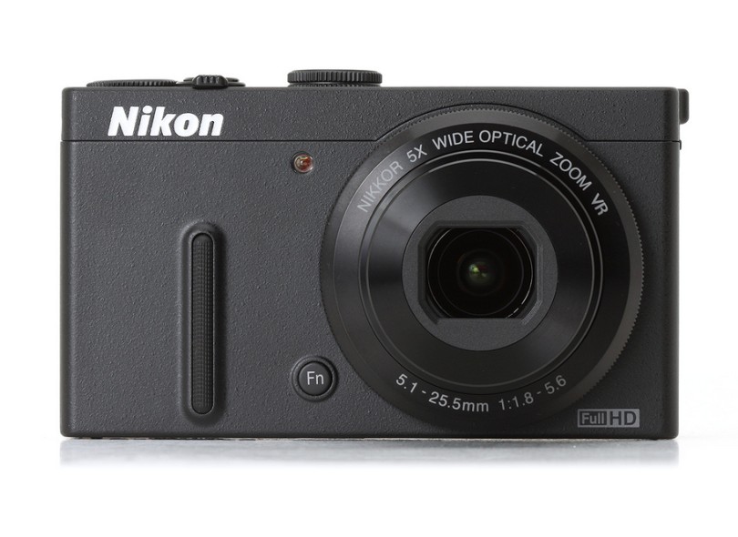 Câmera Digital Nikon Coolpix 12.2 MP Full HD Foto 3D P330