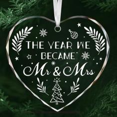 Imagem de Vorruil Presentes de casamento para casais 2024, enfeite de casamento de primeiro Natal, enfeite de casamento 2024, presente de casamento de coração para recém-casados, presente de enfeite de Natal