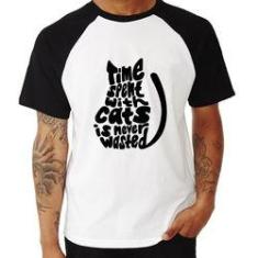 Imagem de Camiseta Raglan Time Spend With Cats Is Never Wasted - Foca Na Moda