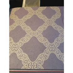 Imagem de Papel De Parede Vinilico Arabesco  Com Fundo Roxo